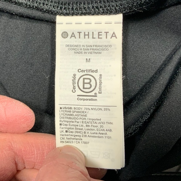 Athleta Salutation Stash 7/8 Tight - Medium - Picture 10 of 13